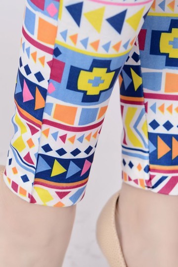 Barevné levné dámské legíny Barevné levné dámské legíny