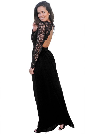 Černé krajkové dlouhé šaty s rukávy a výstřihem Černé krajkové dlouhé šaty s rukávy a výstřihem