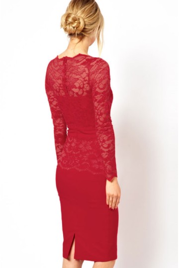 Červené krajkové šaty ke kolenům Sisi