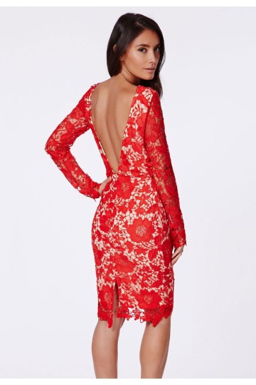 Červené krajkové šaty s květinovým vzorem Červené krajkové šaty s květinovým vzorem