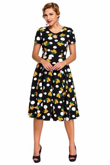 Černé retro šaty s puntíky a třešínkami Černé retro šaty s puntíky a třešínkami