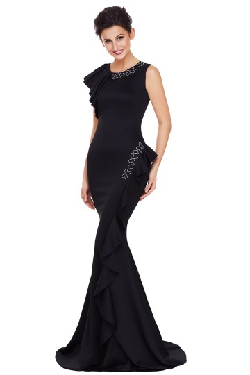 Černé společenské šaty s vlečkou Černé společenské šaty s vlečkou