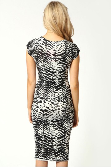 Midi přiléhavé šaty se zebra vzorem Midi přiléhavé šaty se zebra vzorem